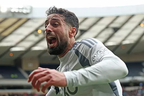 مصدر ليلا كورة: عدي الدباغ وصل القاهرة تمهيدًا لانضمامه للزمالك